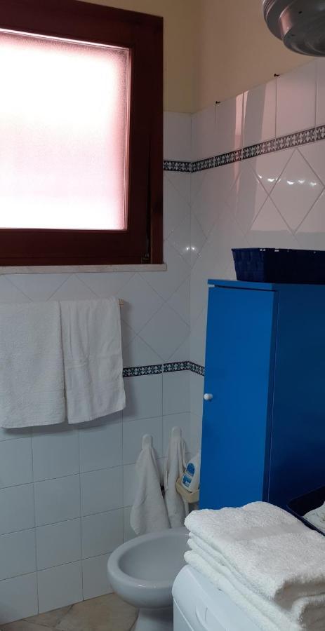 La Tartaruga Spiaggiata - Bilocale Centrale A Pochi Metri Dalla Spiaggia Castelsardo Exterior foto