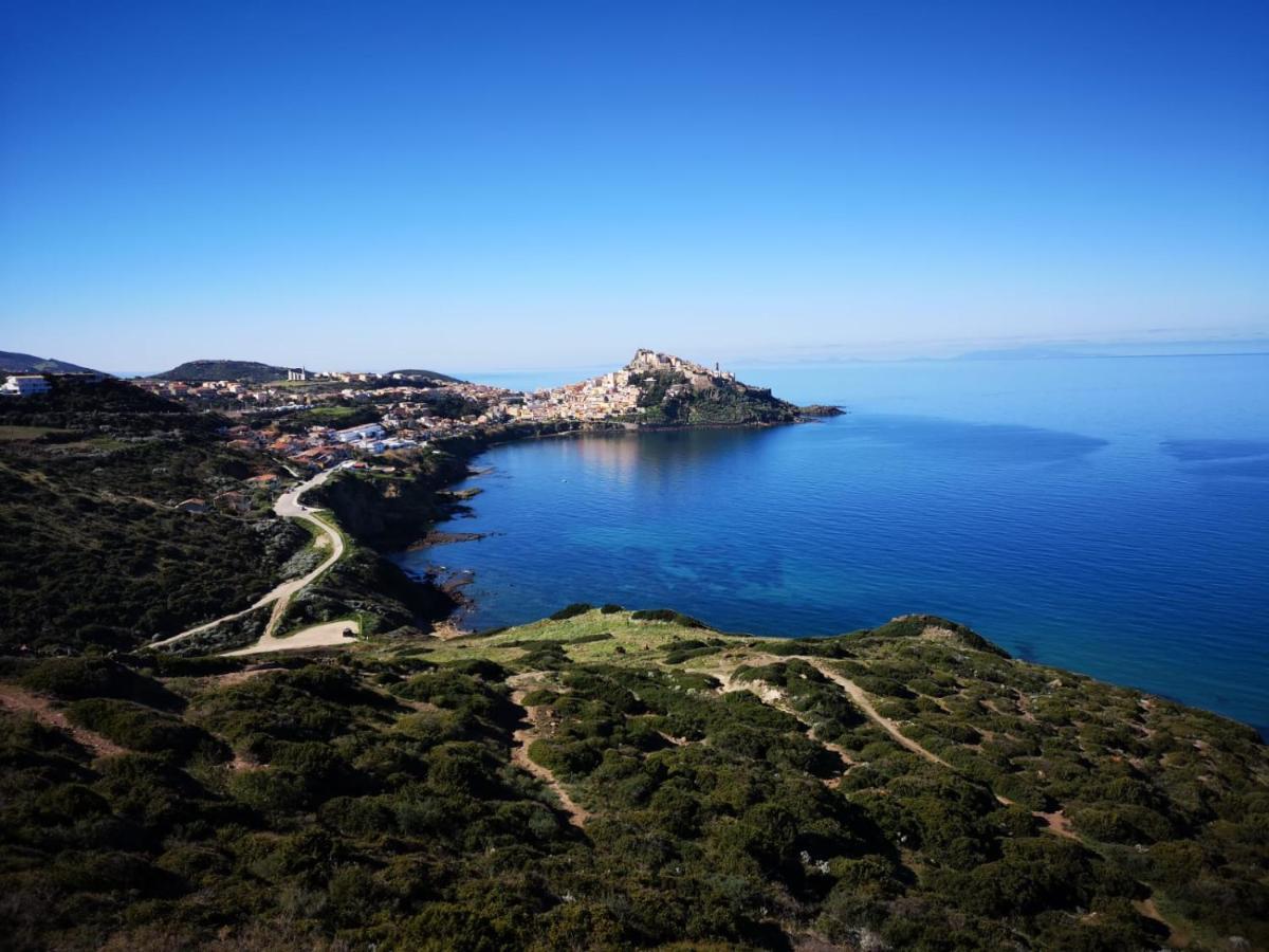 La Tartaruga Spiaggiata - Bilocale Centrale A Pochi Metri Dalla Spiaggia Castelsardo Exterior foto